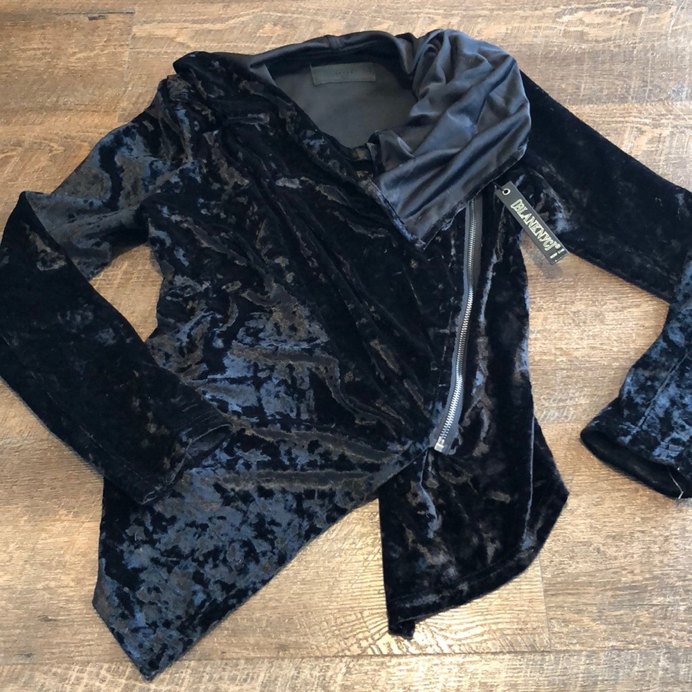 NWT BLANKNYC velvet jacket, SMALL.